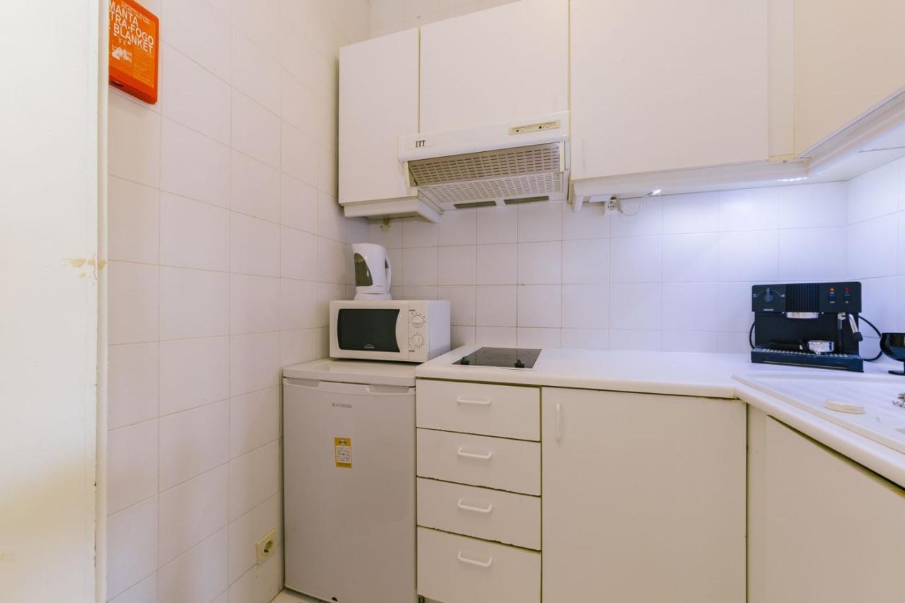 Rent4Rest Estoril Beachfront Apartments Buitenkant foto