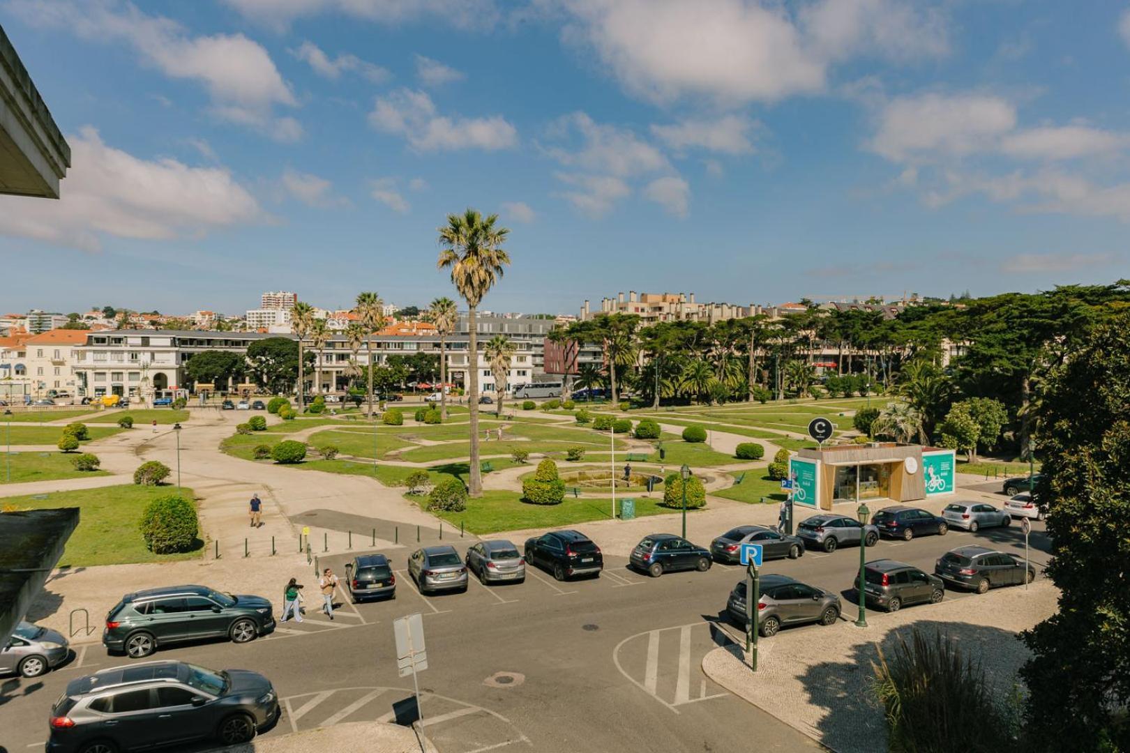 Rent4Rest Estoril Beachfront Apartments Buitenkant foto